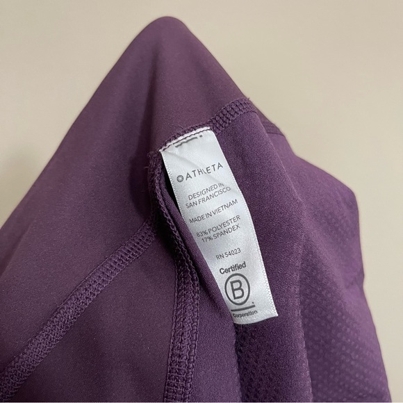 Athleta Ultimate Dobby Mesh Capri Leggings High Rise Mulberry Rose Purple Small - Picture 10 of 11